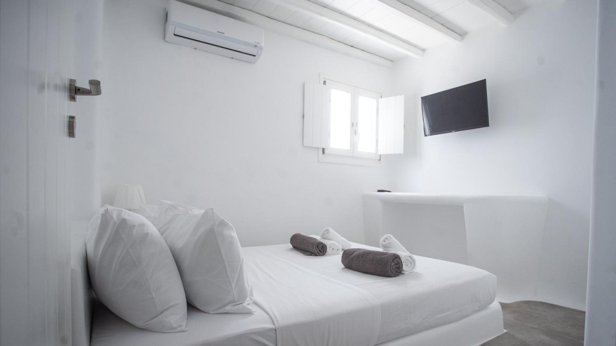 Elia Spirit And By Live&travel * Elia (Mykonos)